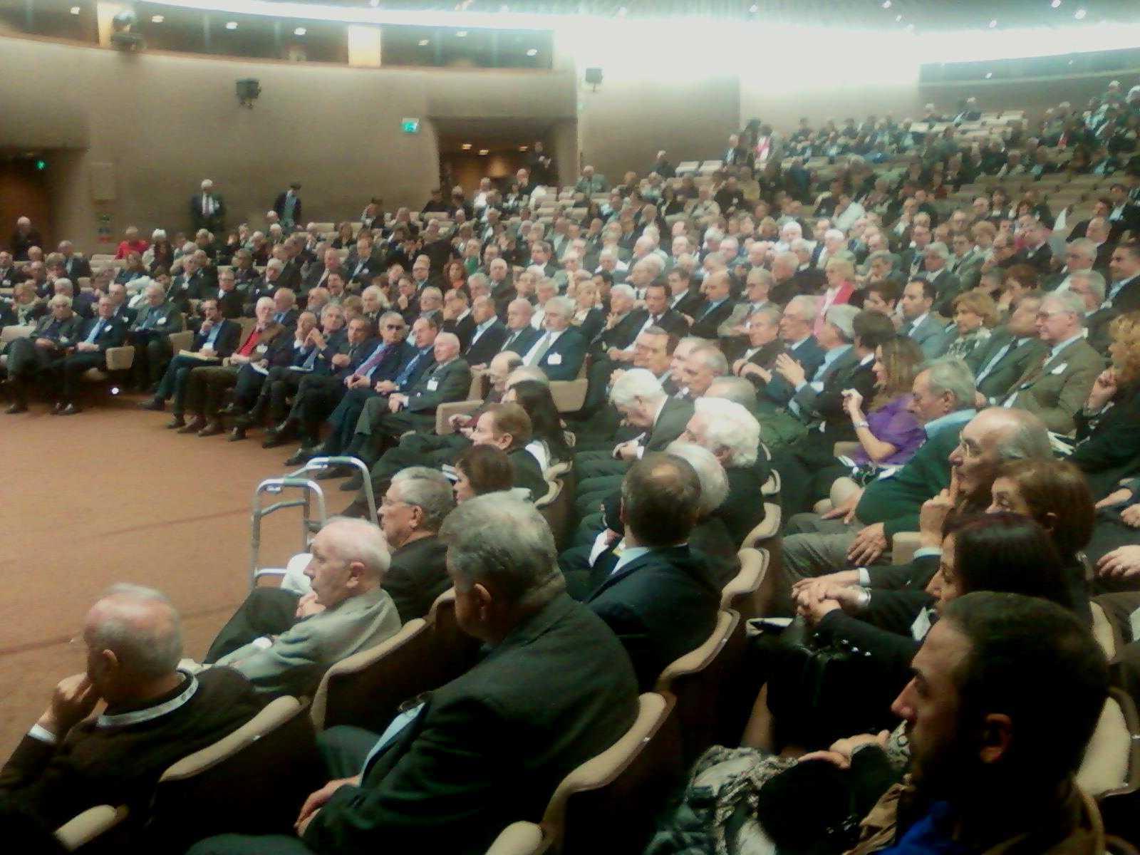 SALA-congresso dc 2012-CAPOVOLTO.JPG (208267 byte)